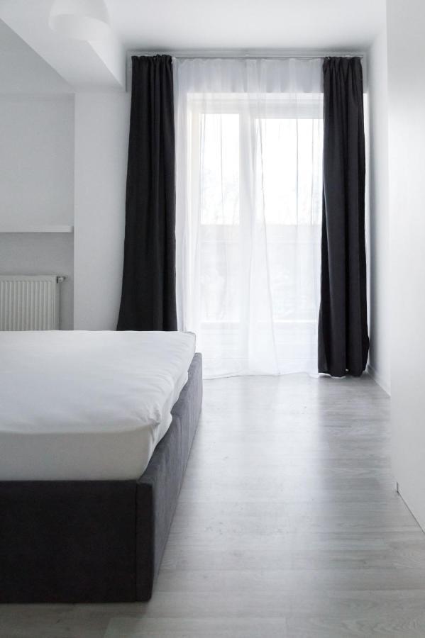 Airport Residence - Apartment Across From Otopeni Airport Exterior foto
